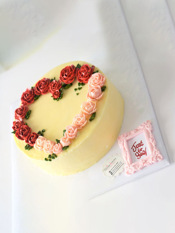 Valentine's Pink & Red Heart Cake