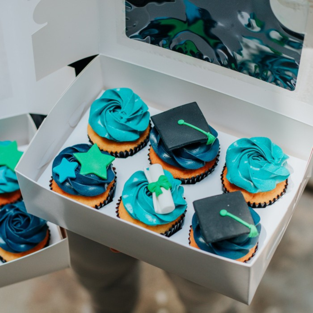 Graduation Party Cupcakes