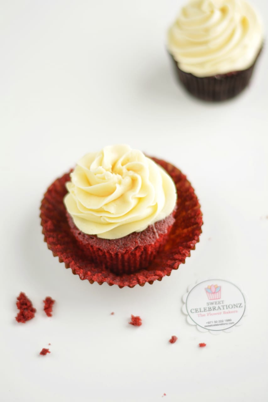 red velvet cupcakes