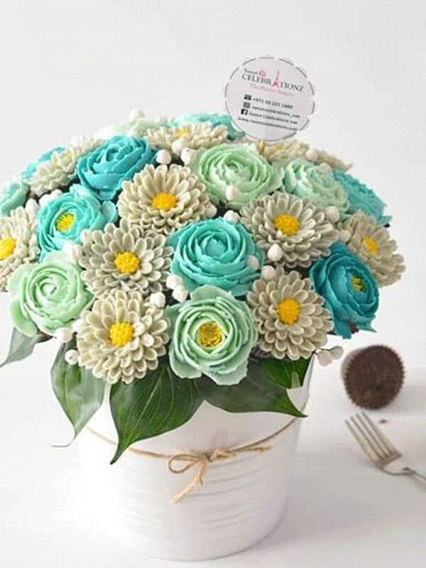 Amazing Tiffany cupcake flower boquet
