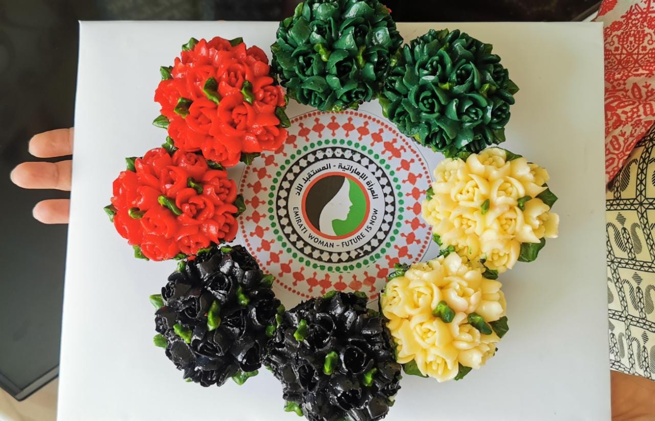 Emirati Women's Day Cupcake Arrangement - Sweet Celebrationz LLC
