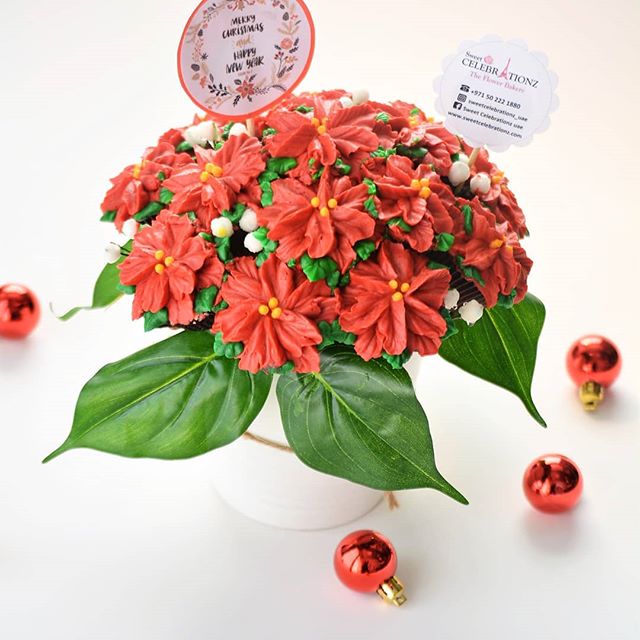 Poinsettia Christmas Flower Cupcake Bouquet