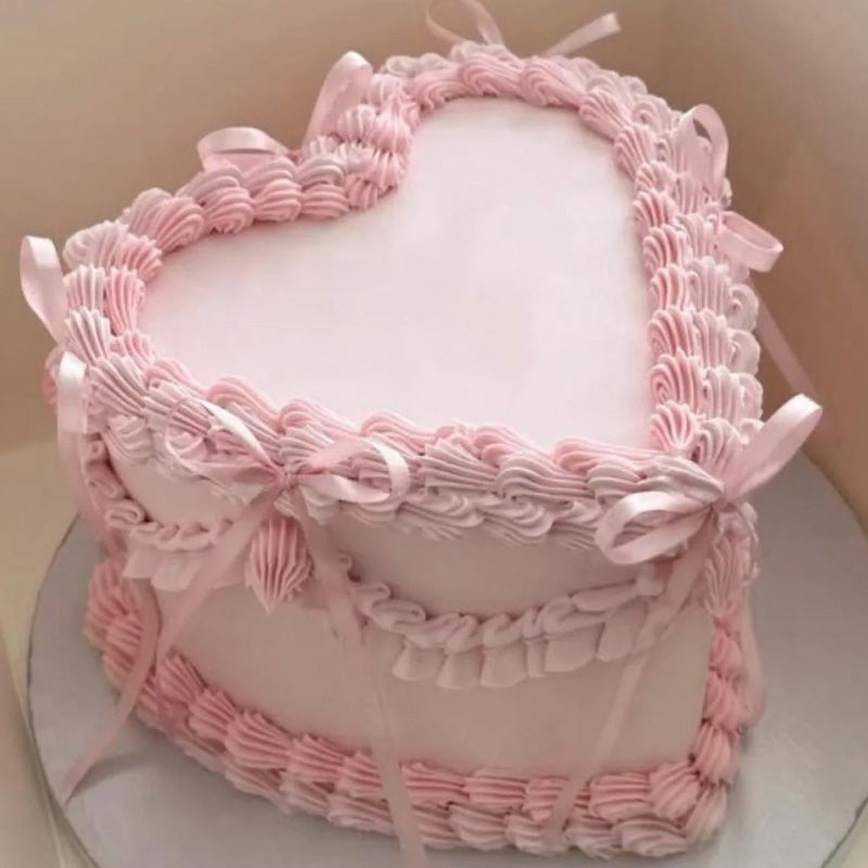 Luxury Cakes Freshly Baked Daily In Dubai - Order Online & get Delivered