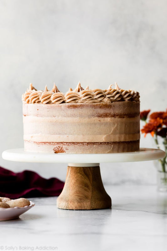 Peanut butter cake with cream filling